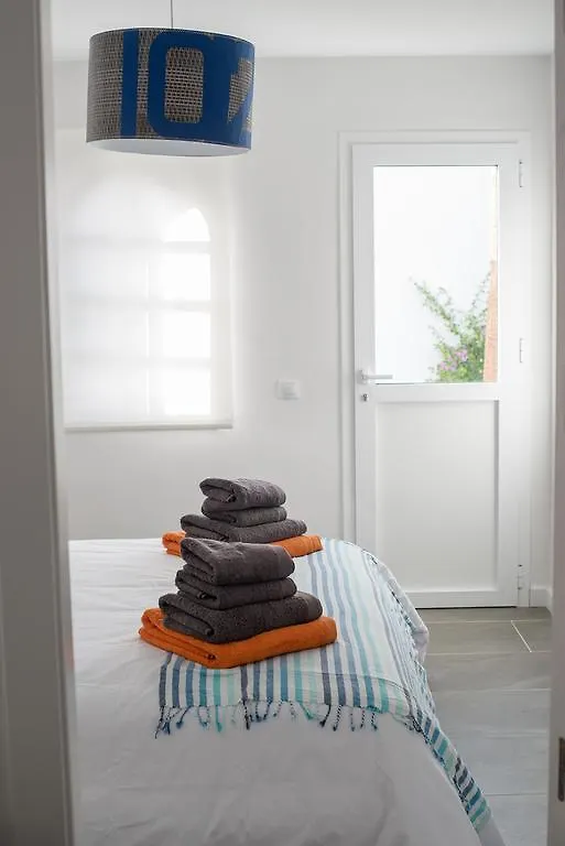 كوراليهو Drago Homes شقة